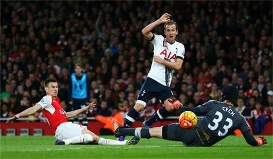 他用实际行 他用实际行